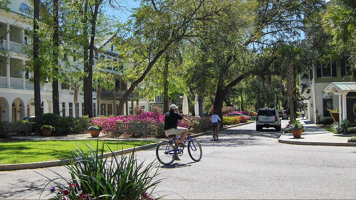 A cyclist on the quiet streets of Habersham, SC. Source: CNU